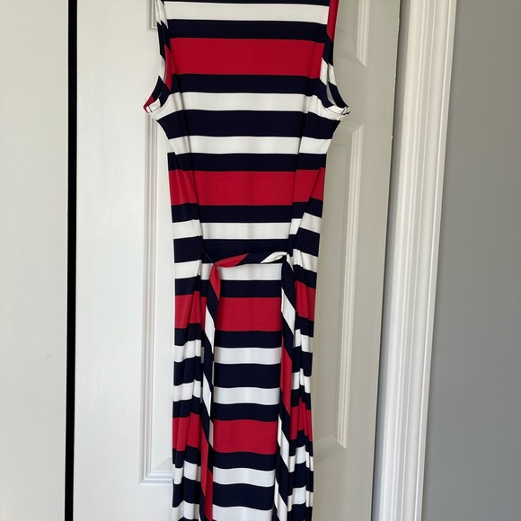 Banana Republic Maxi Dress **Never Worn** - Picture 2 of 4